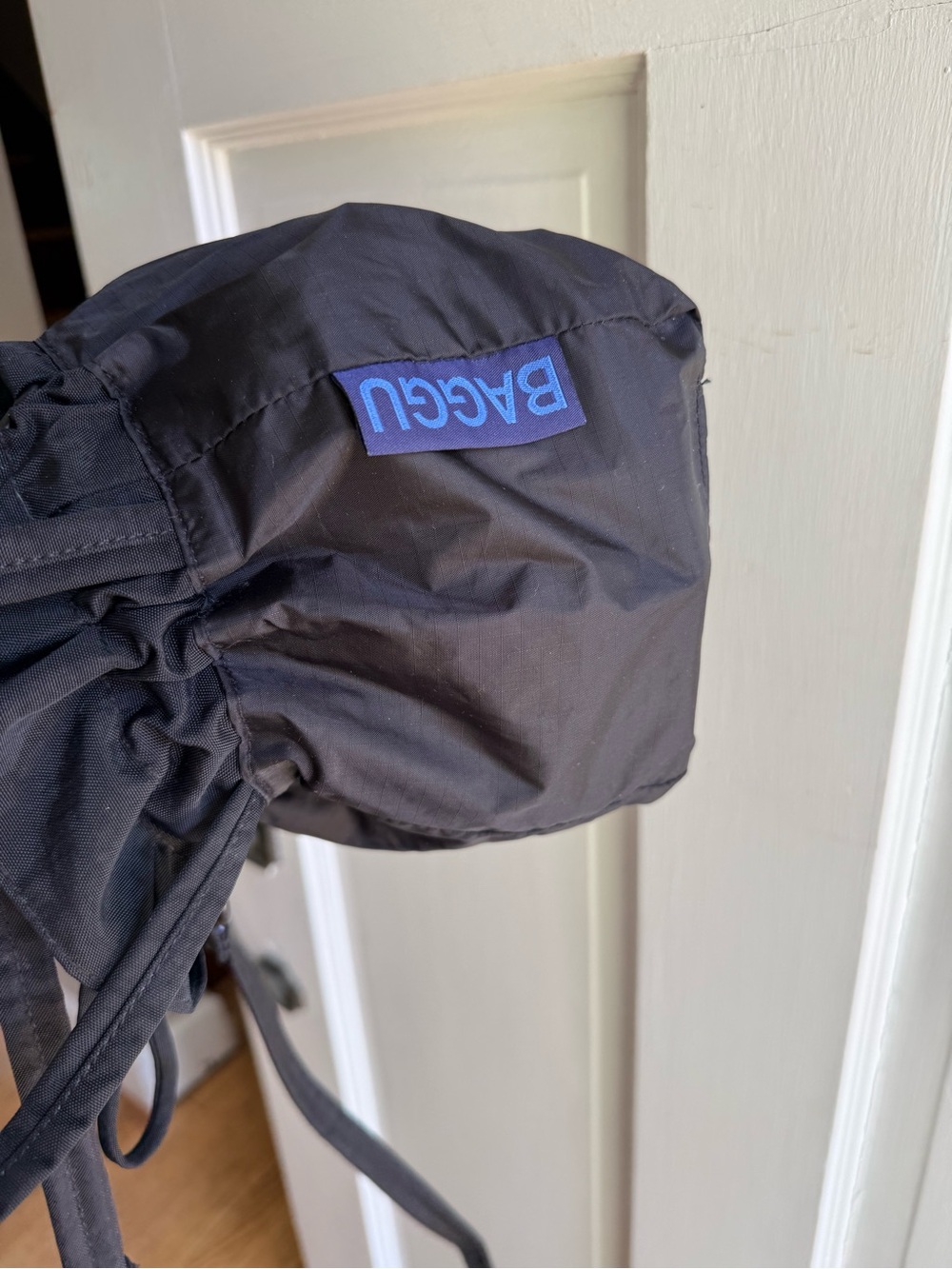 BAGGU Black Drawstring Bucket Tote - Picture 5 of 7
